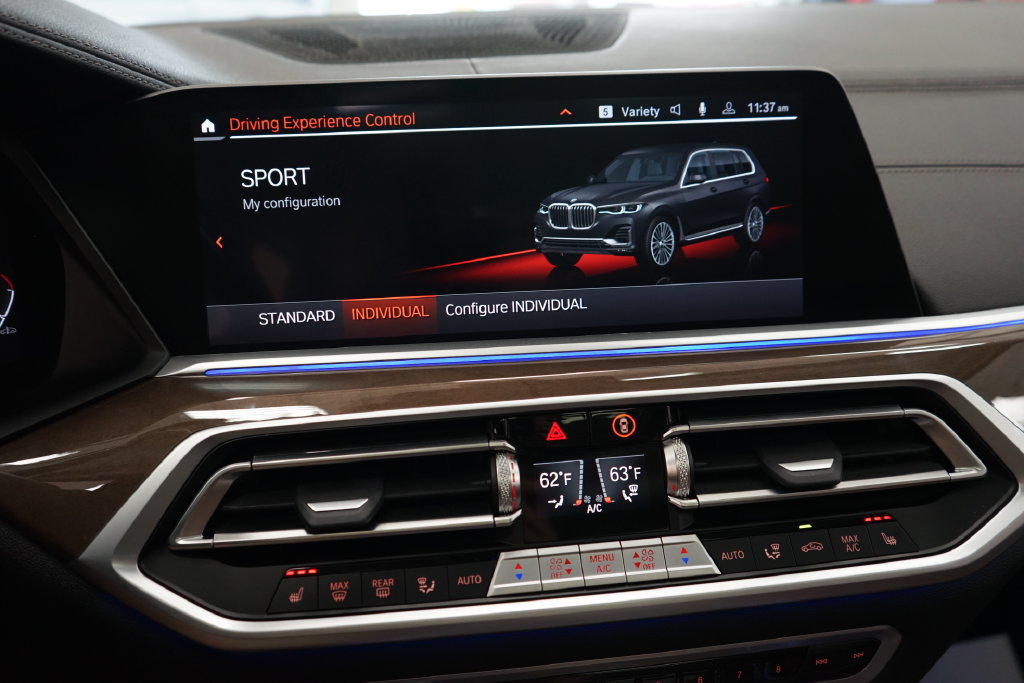 Used 2020 BMW X7 xDrive40i w/ Premium Package AWD/4WD image 44