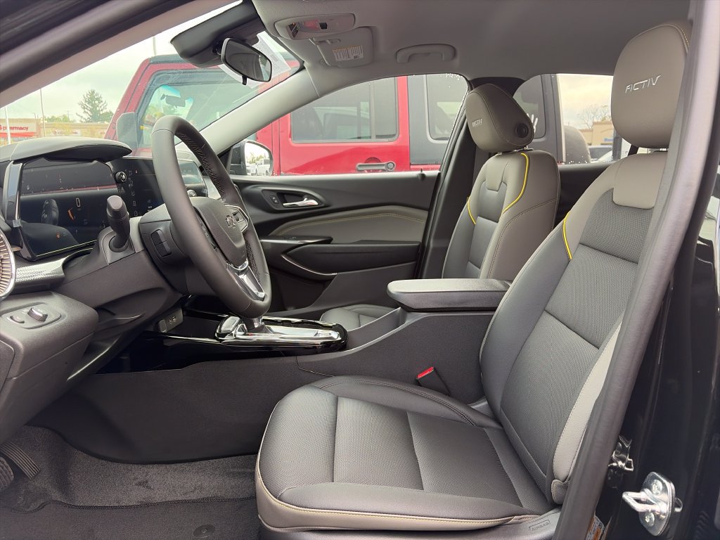 New 2026 Chevrolet Trax ACTIV w/ Driver Confidence Package FWD image 12