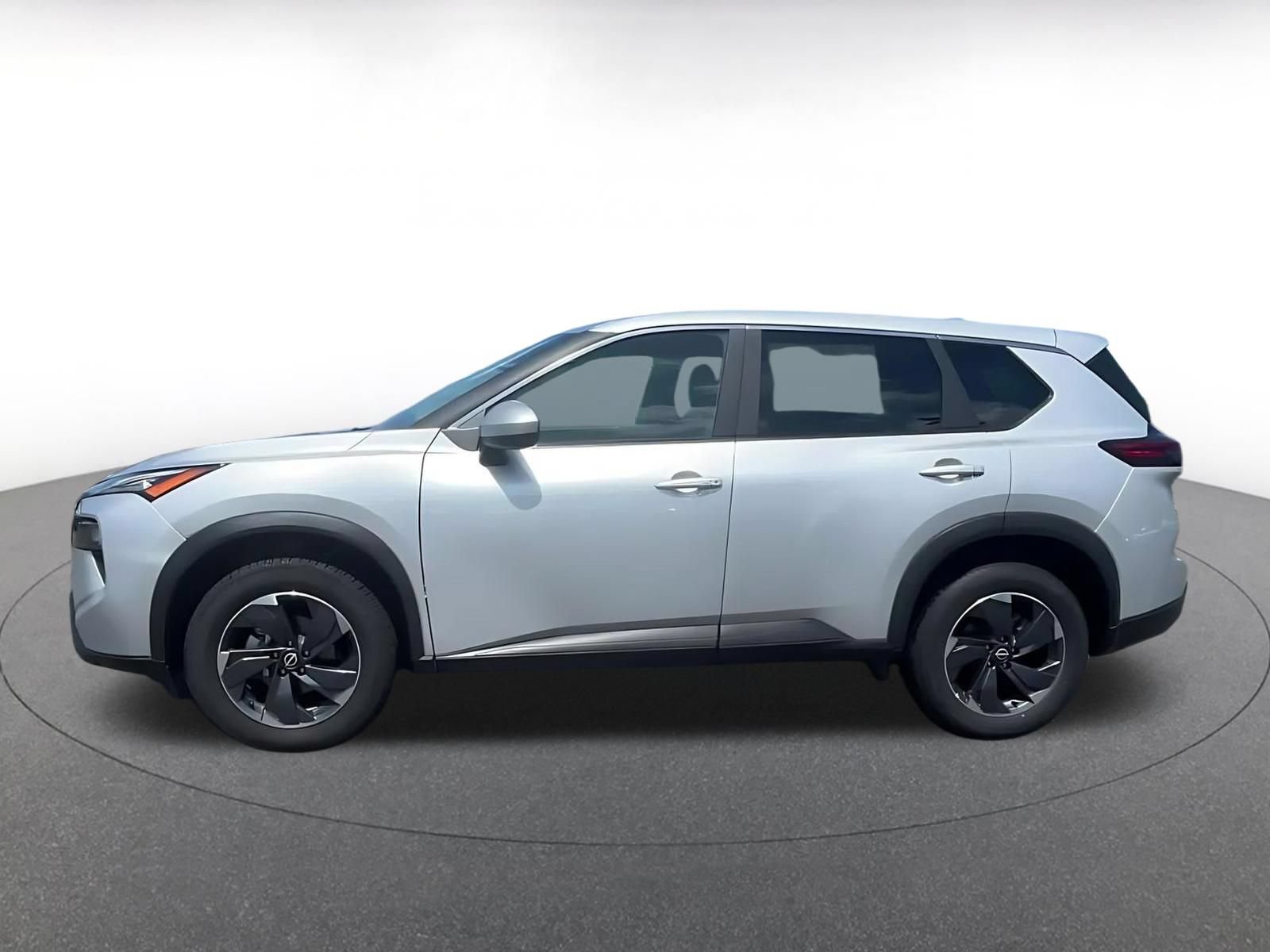 Used 2025 Nissan Rogue SV FWD image 9