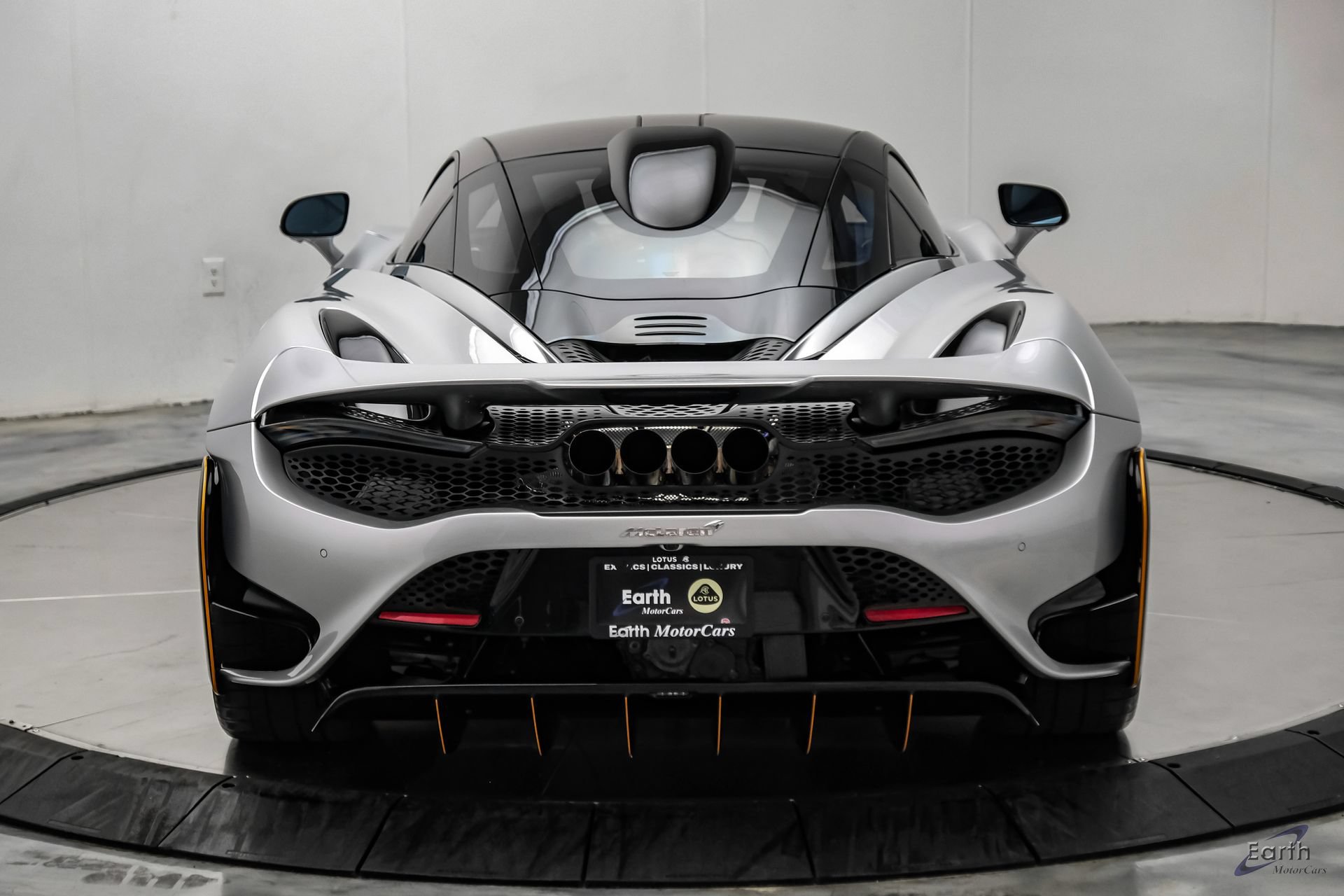 Used 2021 McLaren 765LT RWD image 16