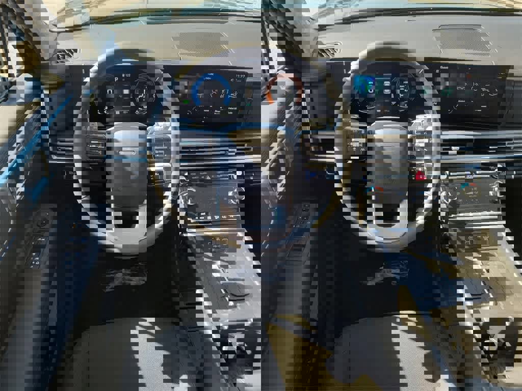 New 2026 Hyundai Santa Fe SE image 16