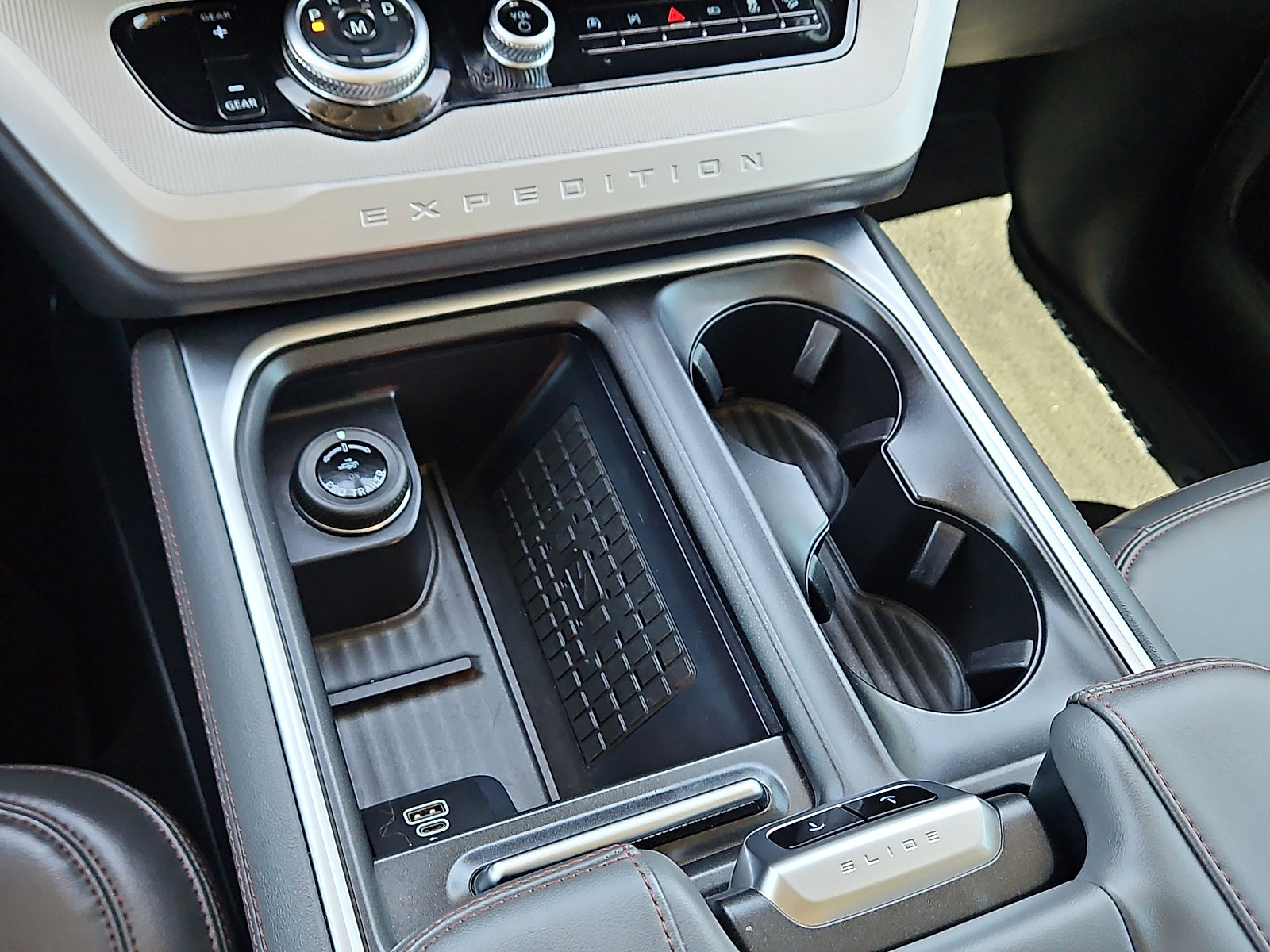 Used 2025 Ford Expedition Max Active image 15