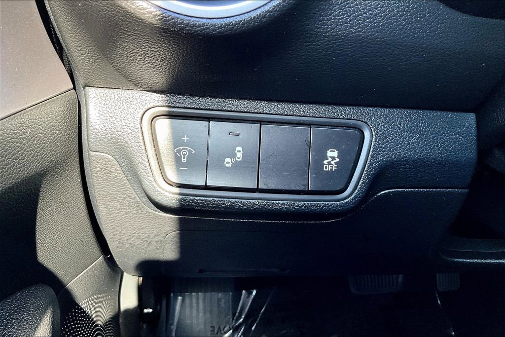 Used 2024 Kia Forte LXS w/ LXS Technology Package image 24