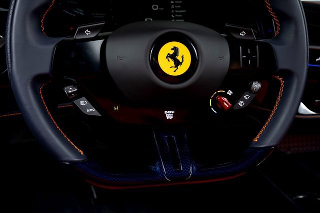 Used 2024 Ferrari SF90 Spider image 30