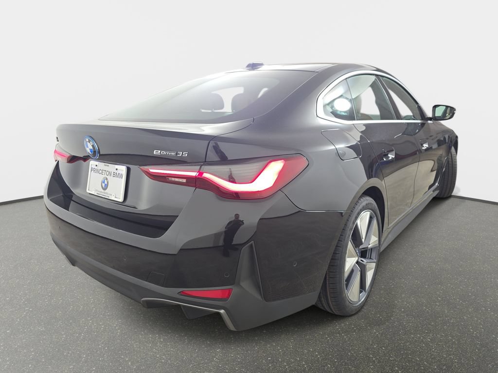 Certified 2024 BMW i4 eDrive35 w/ Premium Package RWD image 36