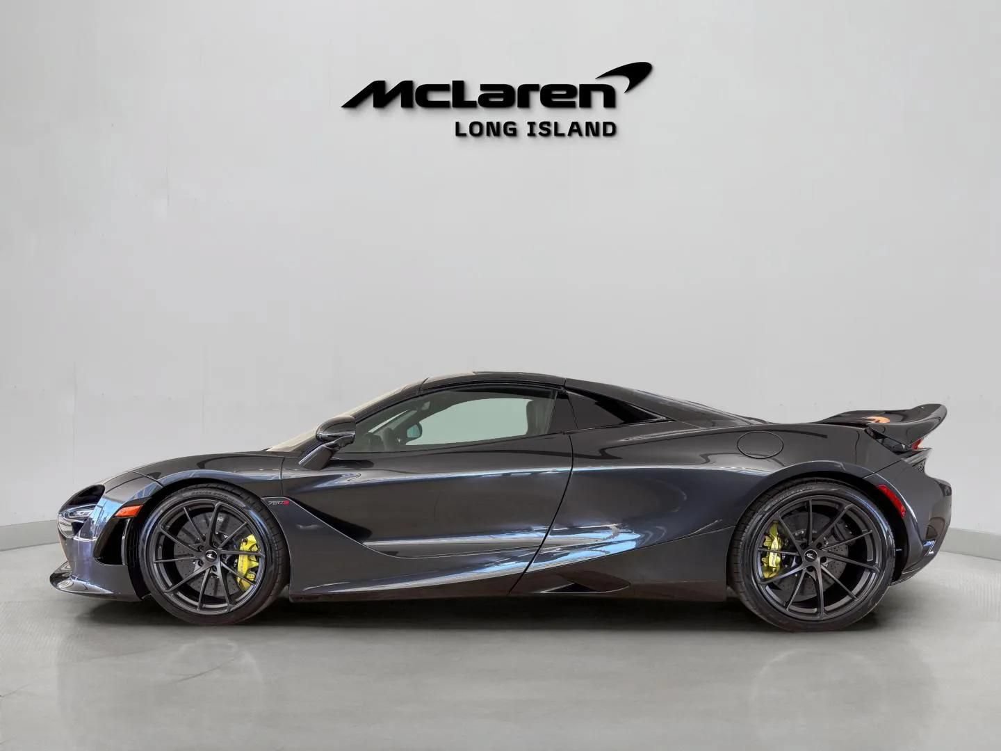 New 2026 McLaren 750S Spider RWD image 3