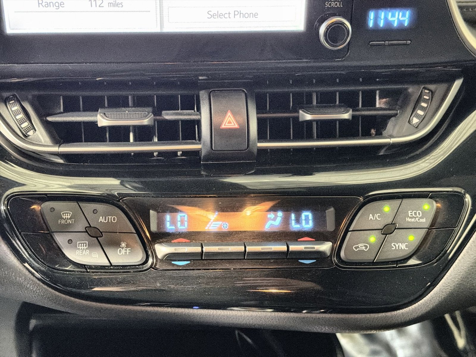 Used 2019 Toyota C-HR XLE image 21