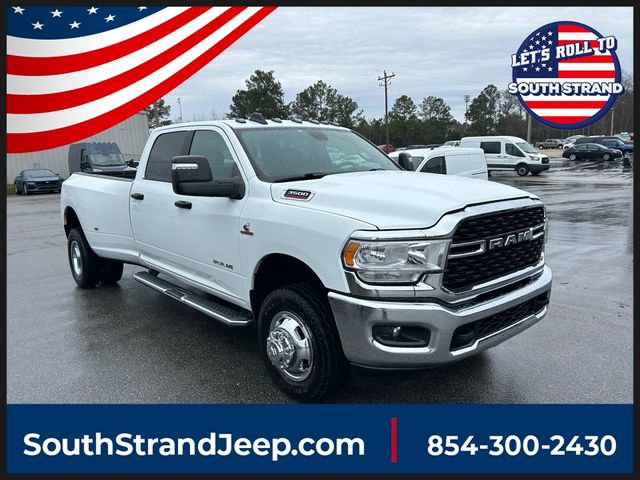 Used 2024 RAM 3500 Big Horn AWD/4WD image 1