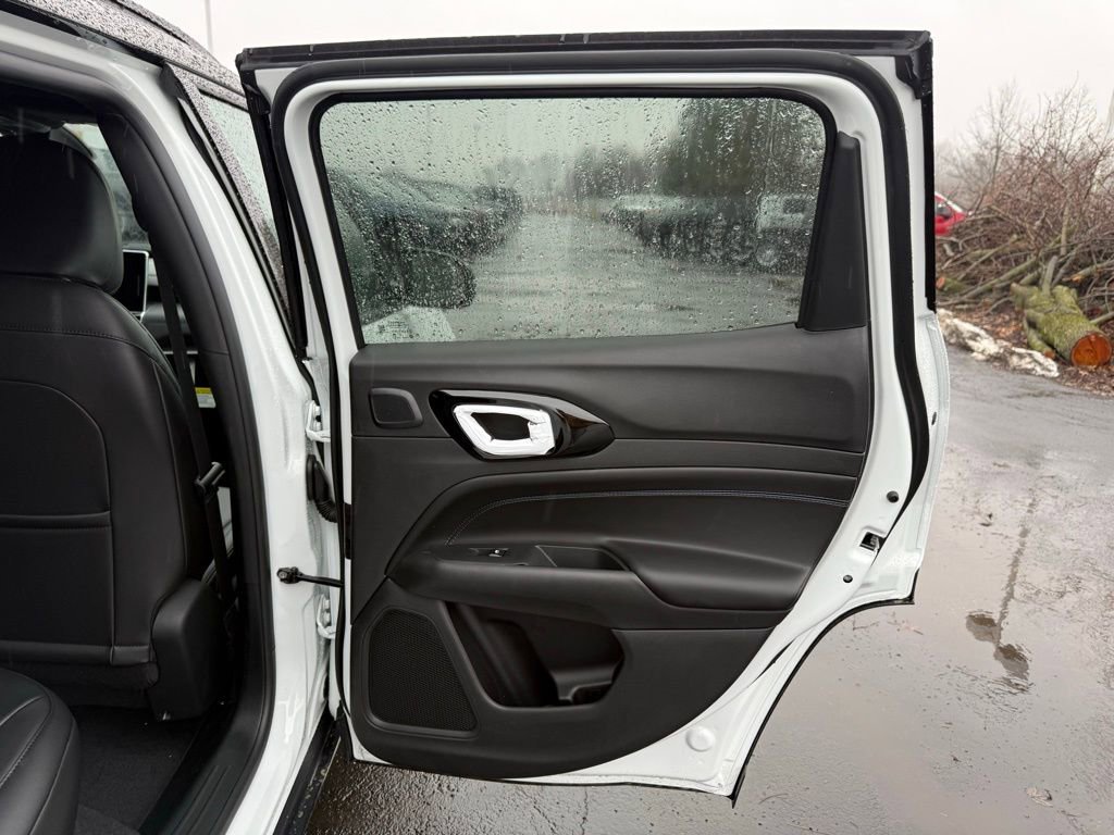 New 2026 Jeep Compass Limited image 22