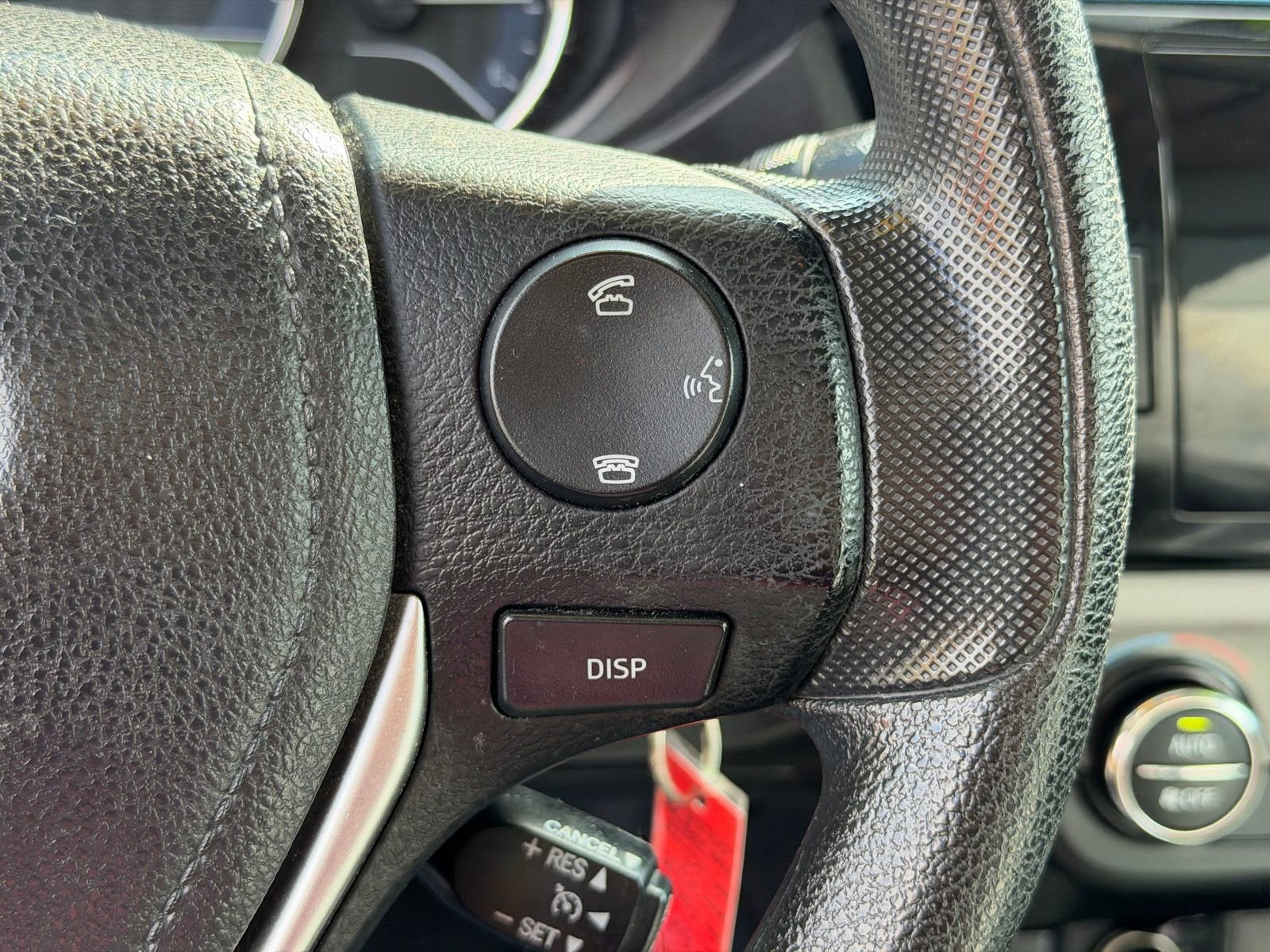 Used 2014 Toyota Corolla LE image 16