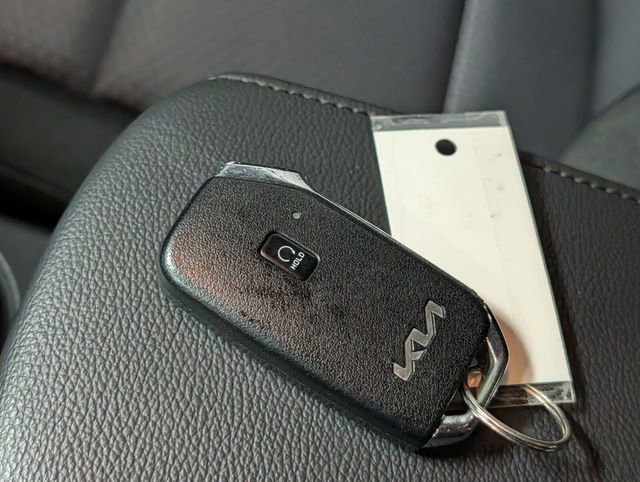 Used 2024 Kia Soul S FWD image 26