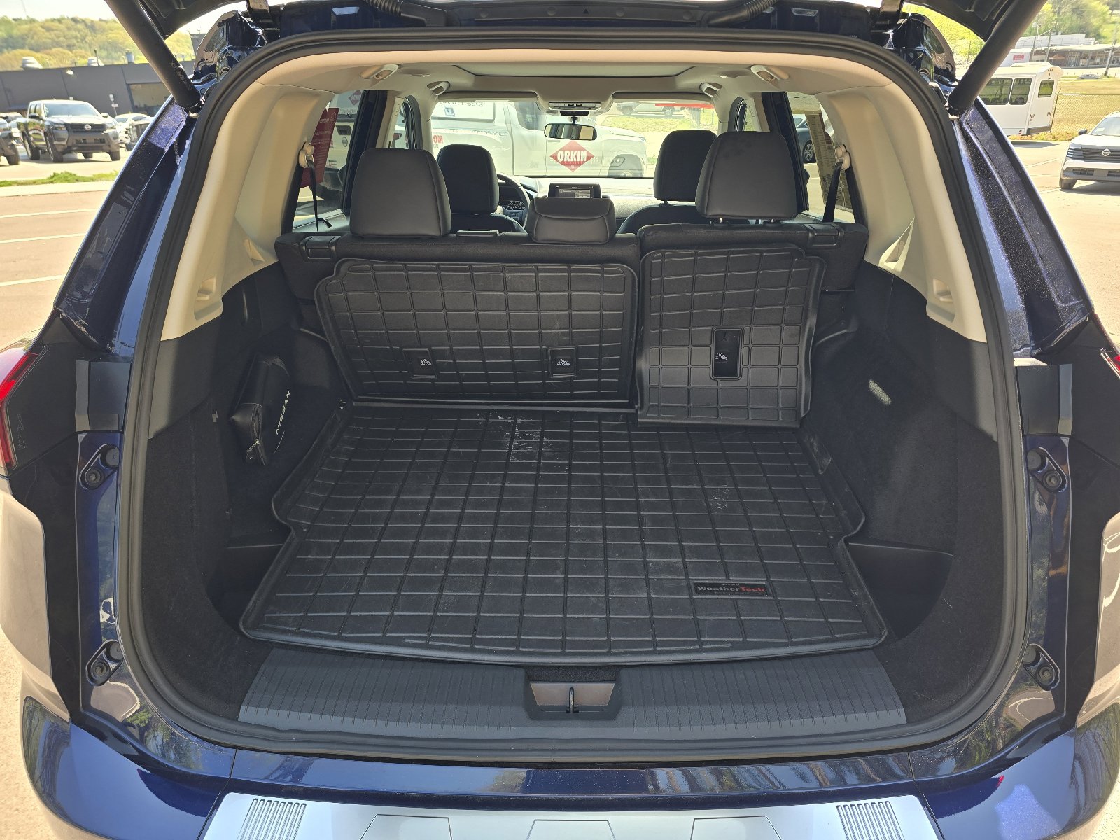 Certified 2025 Nissan Rogue SV w/ SV Premium Package FWD image 25