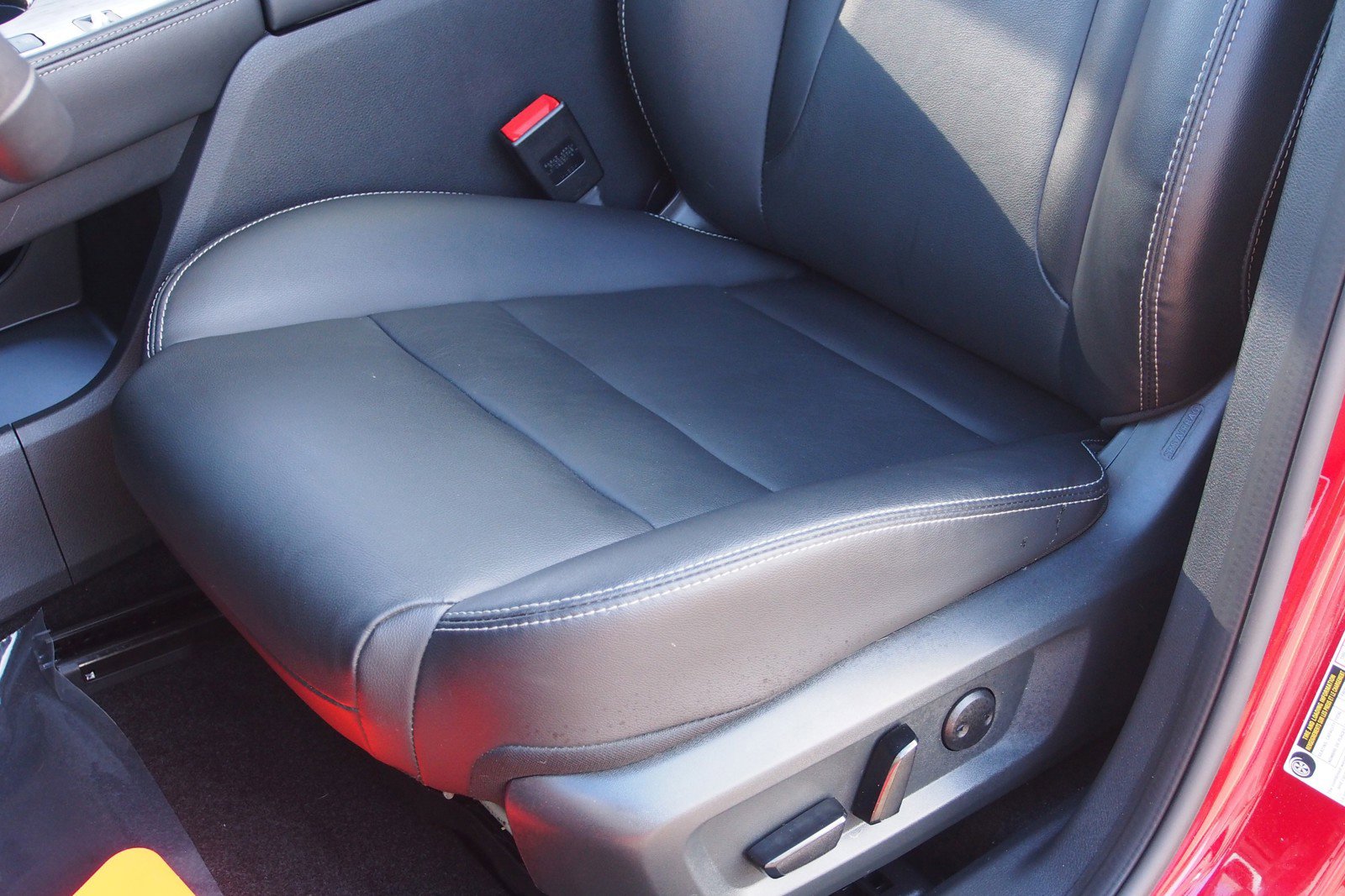 Used 2023 Nissan Rogue SL FWD image 17