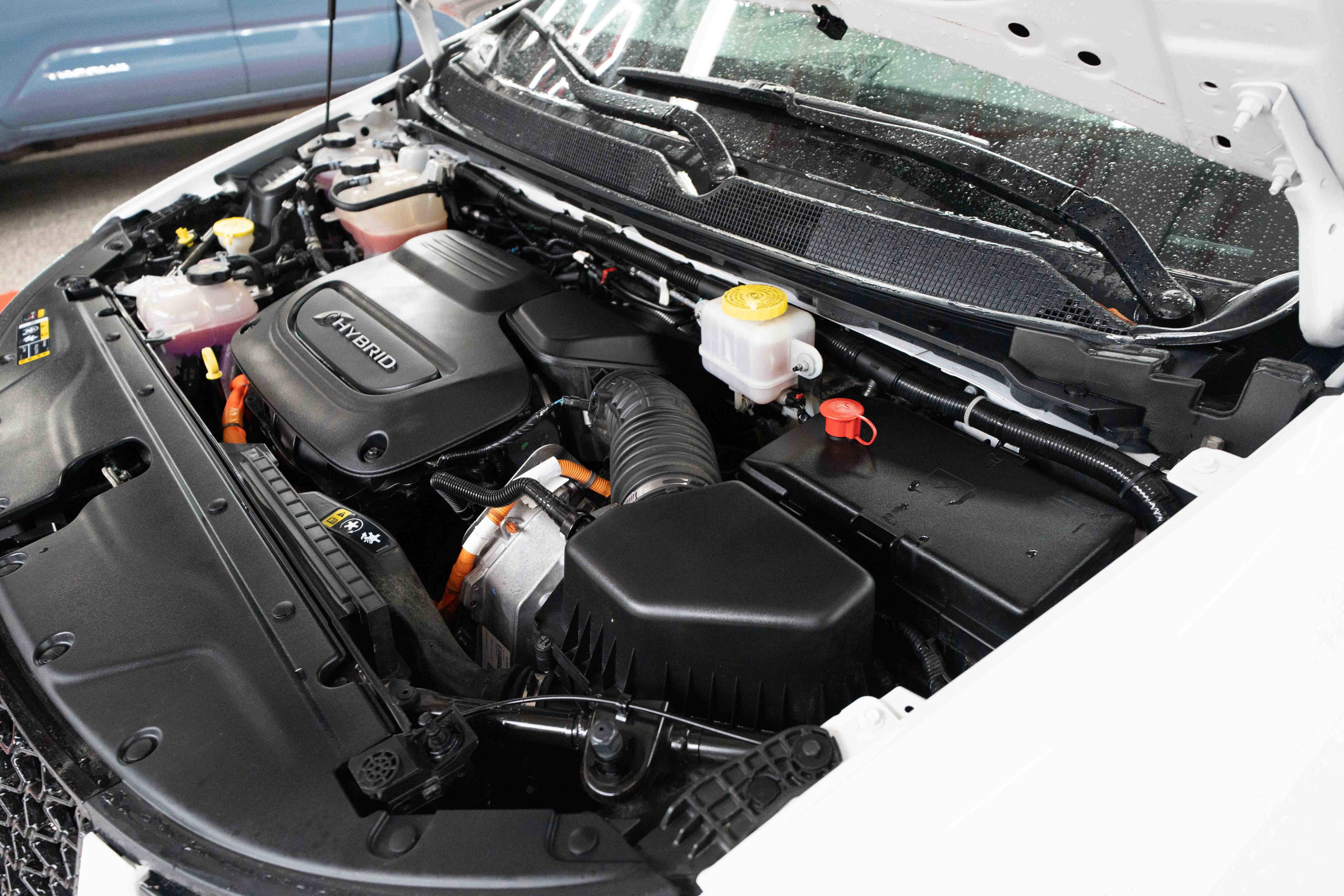 Used 2022 Chrysler Pacifica Touring-L w/ Uconnect Theater Family Group image 34