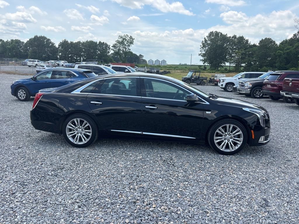 Used 2018 Cadillac XTS Luxury AWD/4WD image 8
