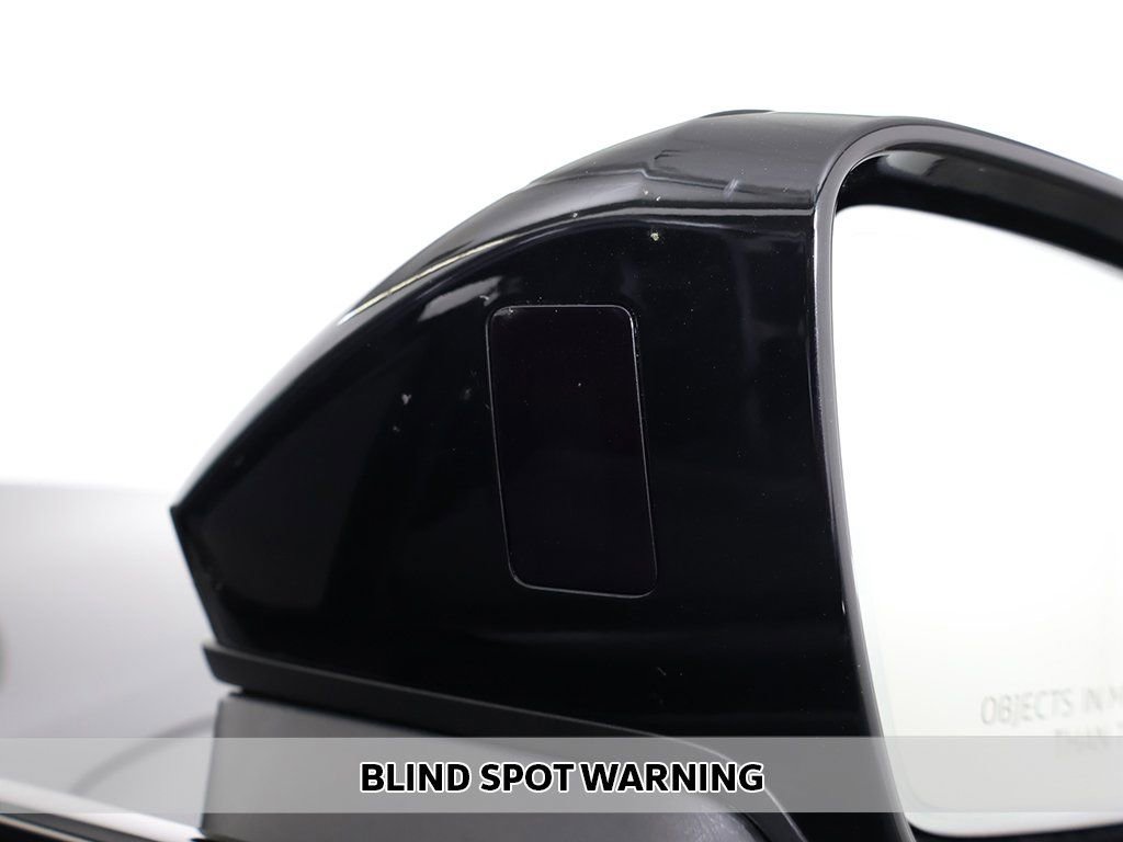 Used 2024 Audi RS e-tron GT w/ Carbon Performance Package AWD/4WD image 8
