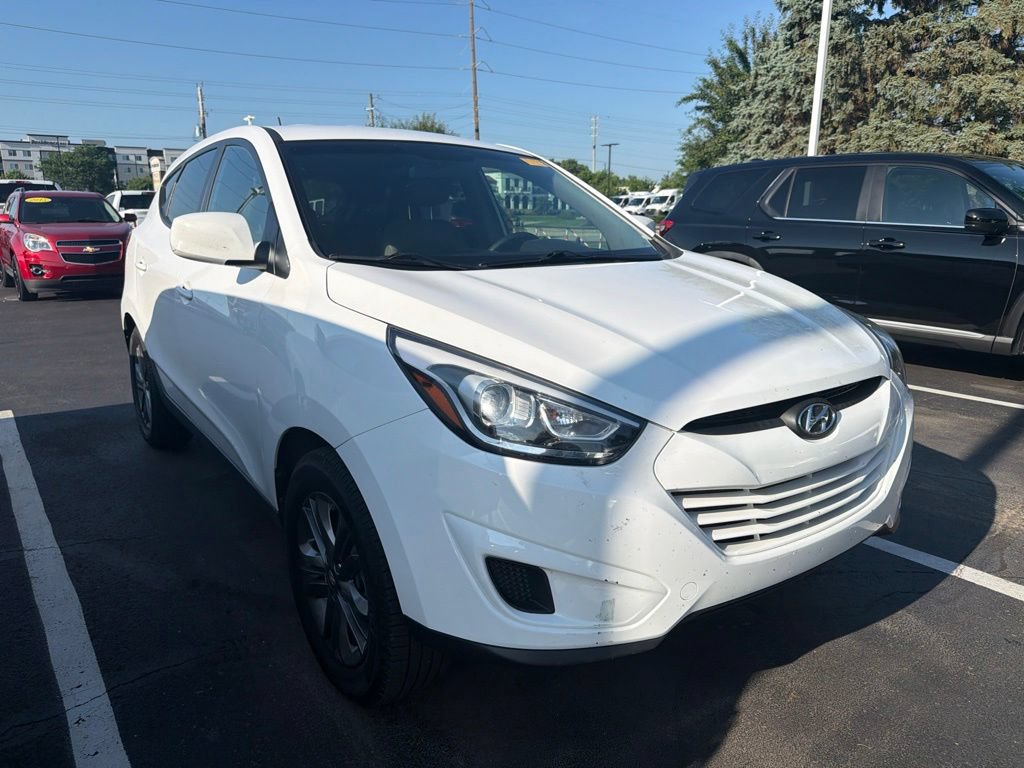 Used 2015 Hyundai Tucson GLS w/ Option Group 02 AWD/4WD image 4