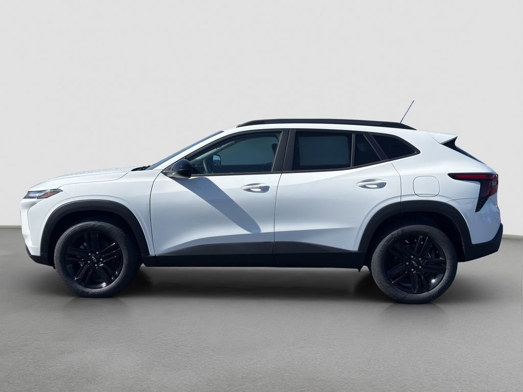 New 2026 Chevrolet Trax ACTIV w/ Sunroof Package FWD image 3