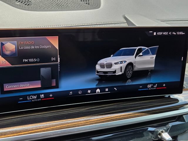 Used 2025 BMW X5 xDrive50e AWD/4WD image 21