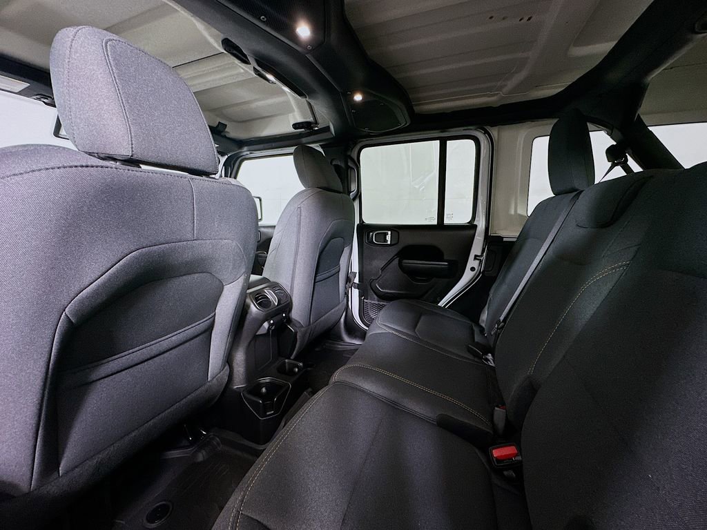 Used 2024 Jeep Wrangler Unlimited Sport AWD/4WD image 13