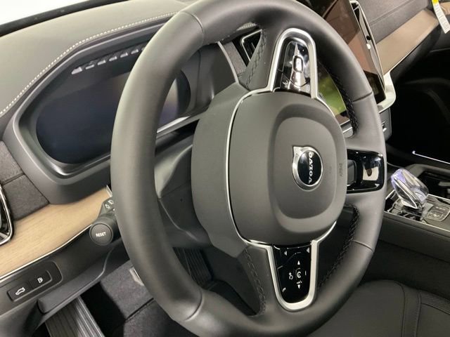 New 2026 Volvo XC90 T8 Plus image 24