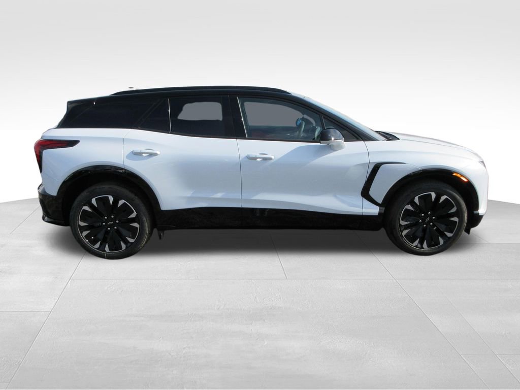 New 2026 Chevrolet Blazer EV RS image 6