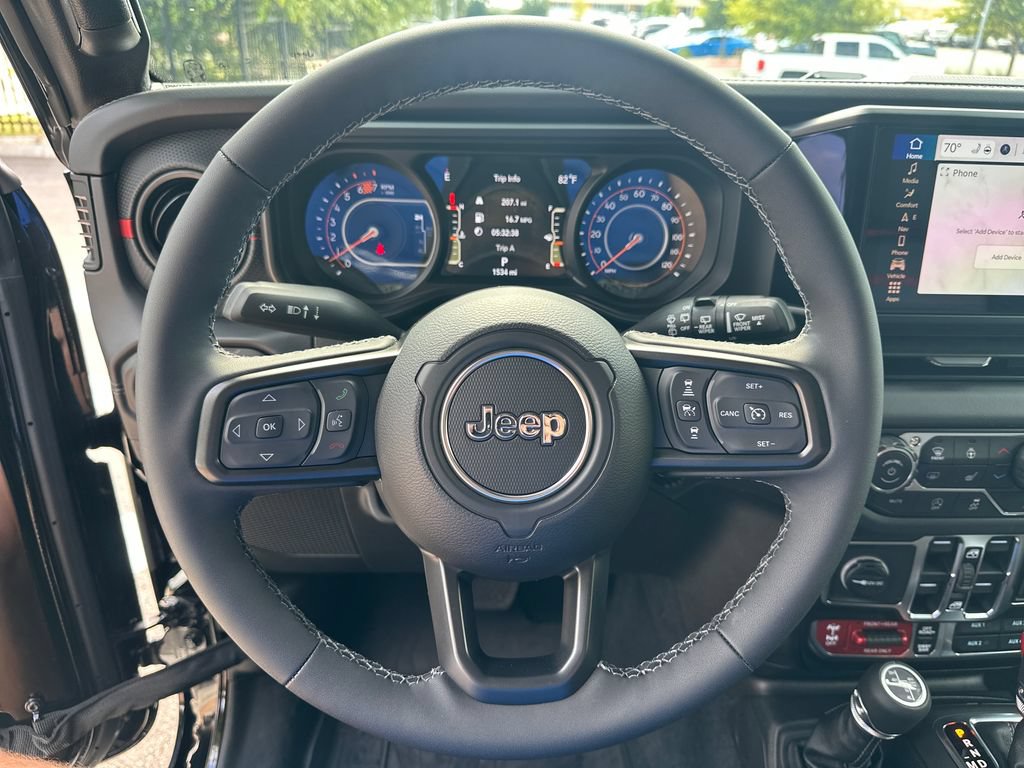 Used 2026 Jeep Wrangler Unlimited Rubicon AWD/4WD image 42
