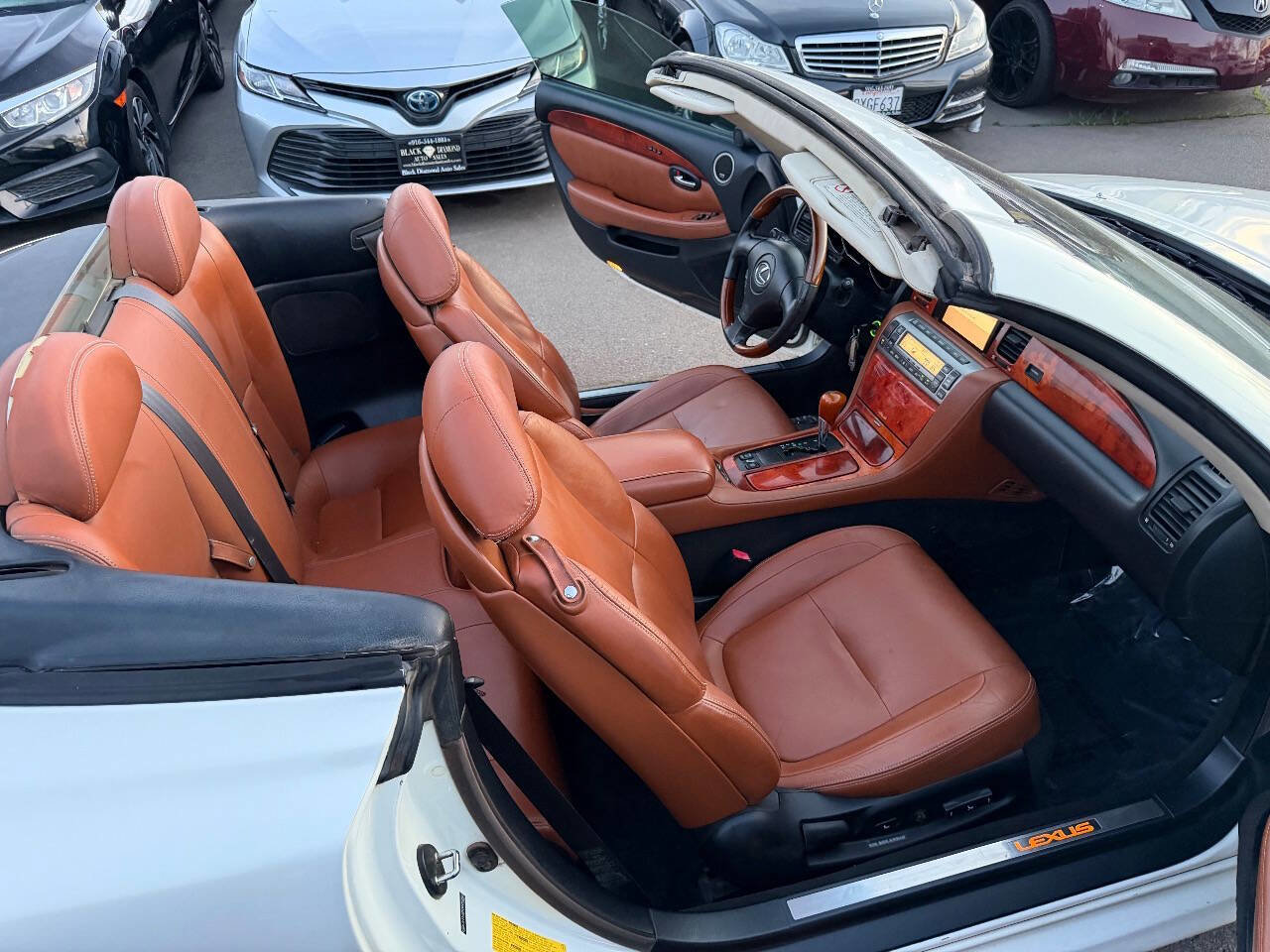 Used 2004 Lexus SC 430 Convertible image 20