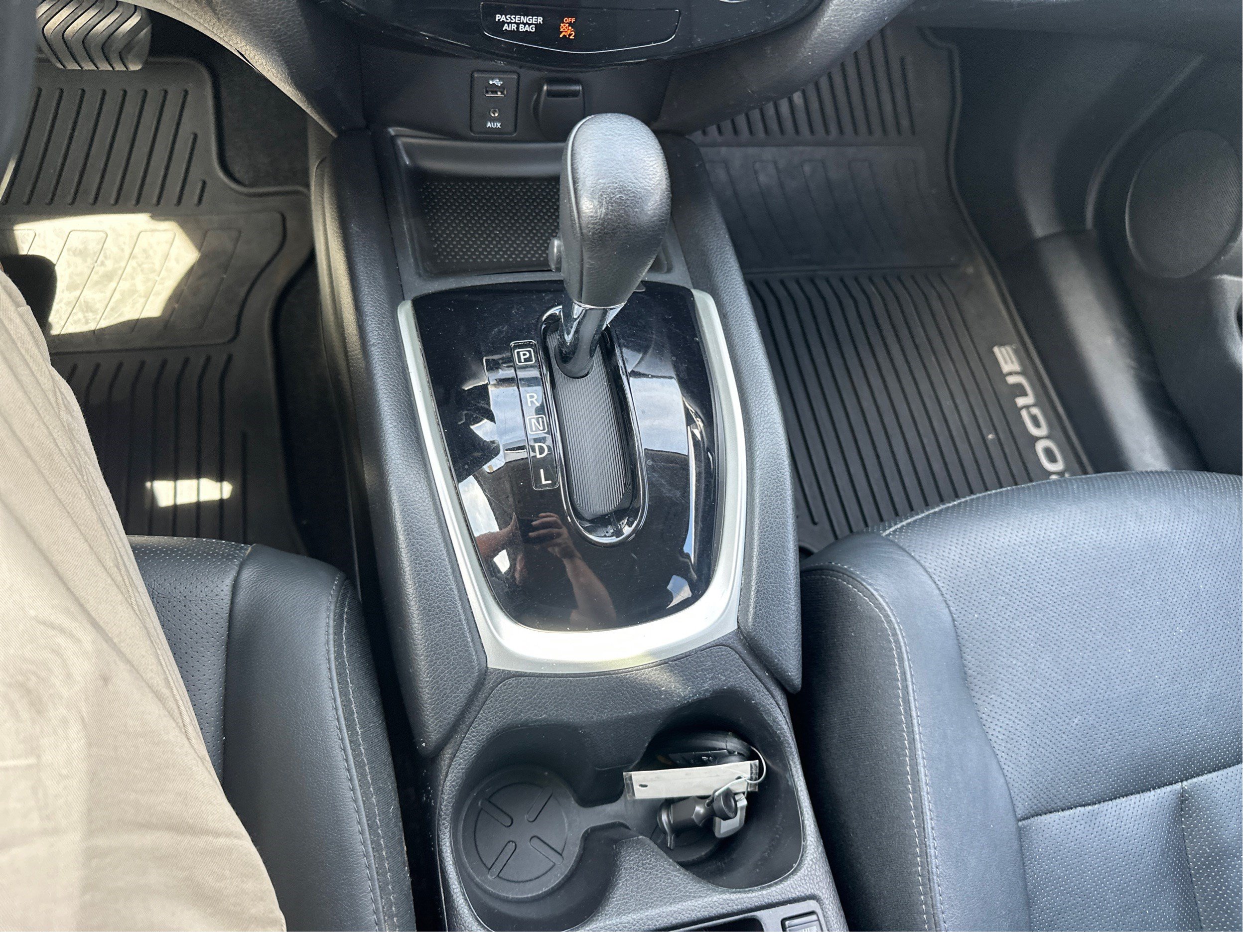 Used 2014 Nissan Rogue SL AWD/4WD image 15