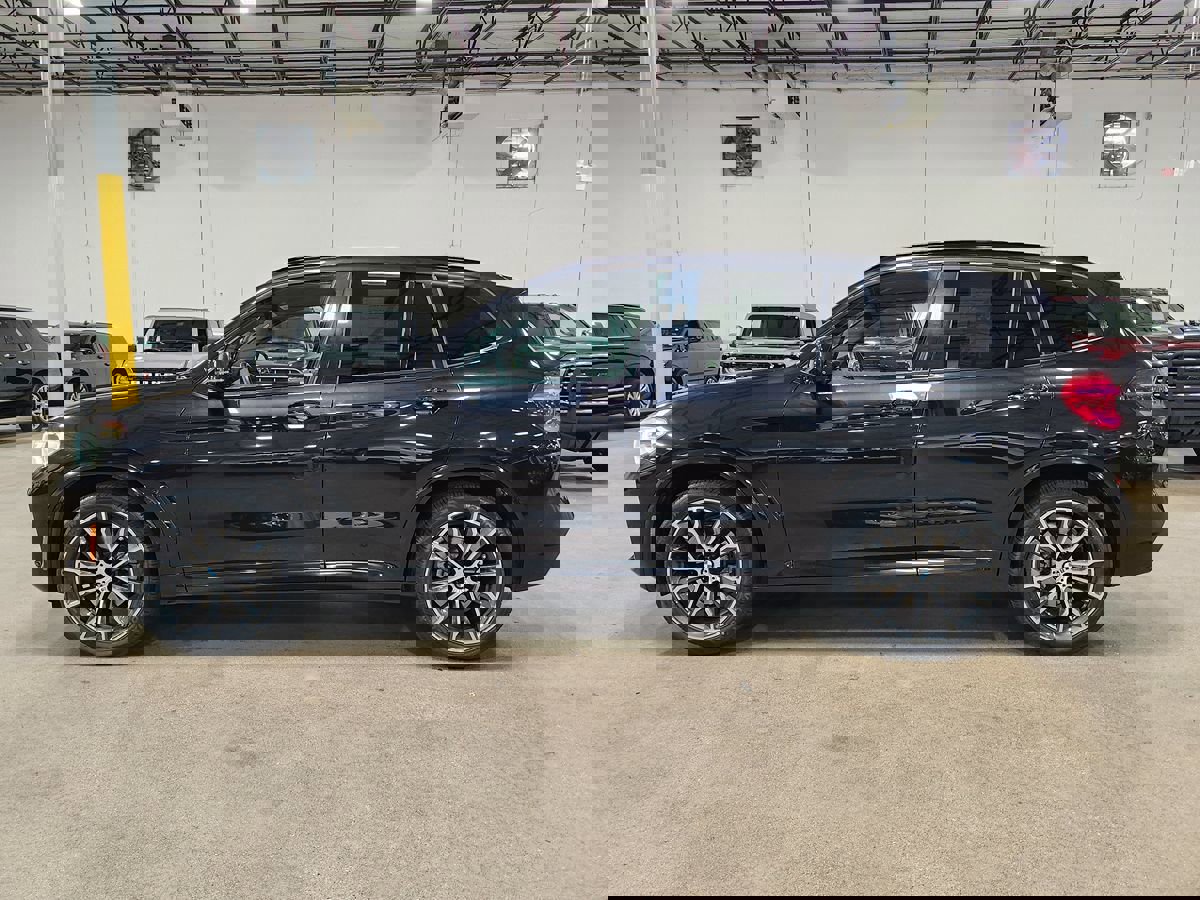 Used 2021 BMW X3 sDrive30i w/ M Sport Package RWD image 7