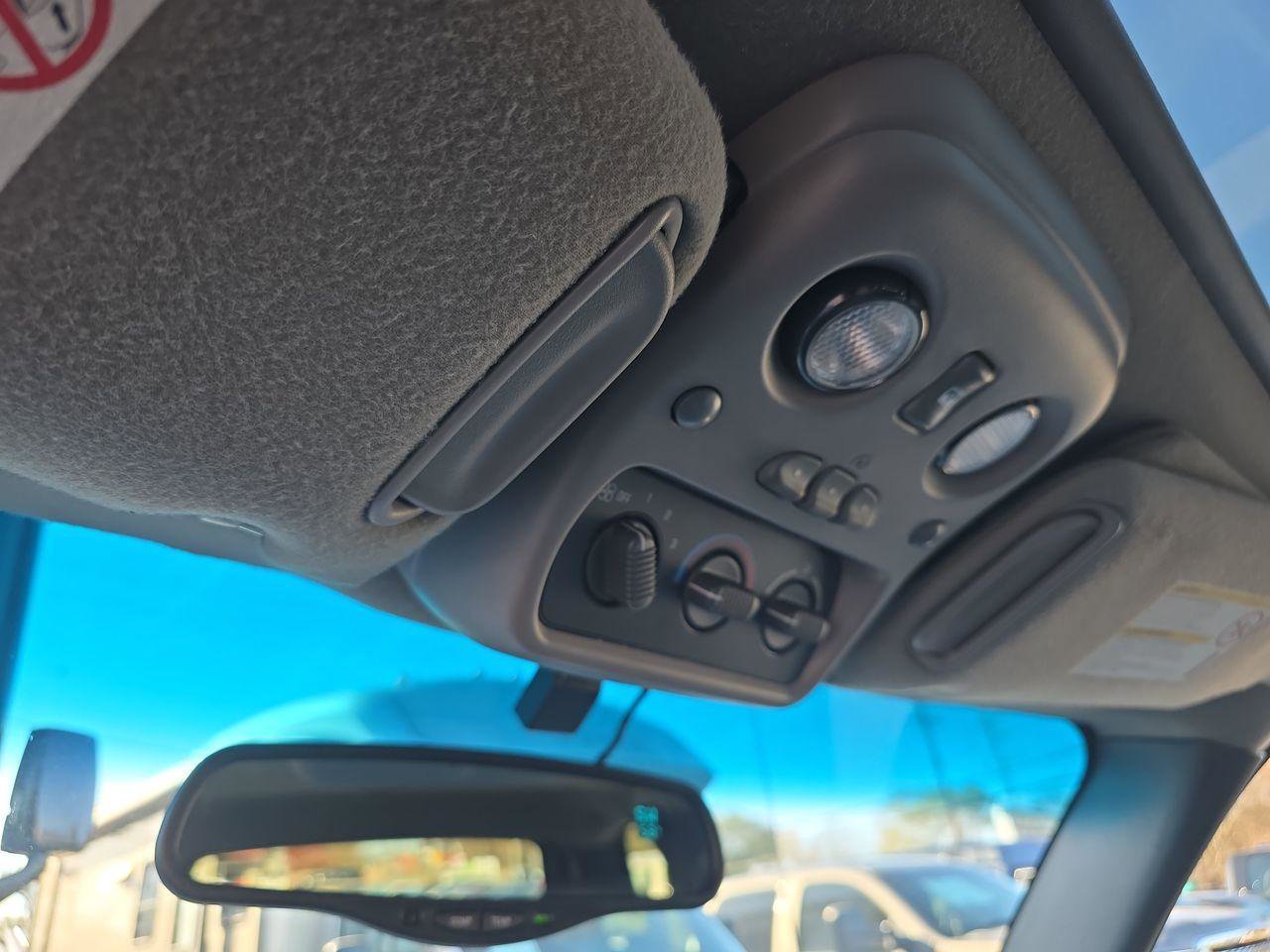 Used 2001 Chevrolet Tahoe LT w/ LT Preferred Equipment Group image 22