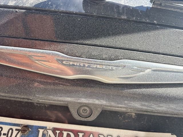 Used 2017 Chrysler Pacifica Touring-L image 5