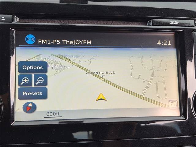 Used 2017 Nissan Rogue SV w/ SV Premium Package FWD image 10