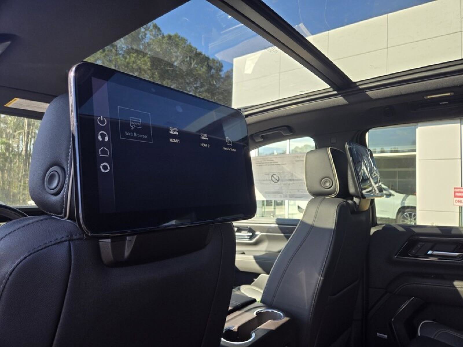 New 2026 GMC Yukon XL Elevation w/ Elevation Premium Package image 31