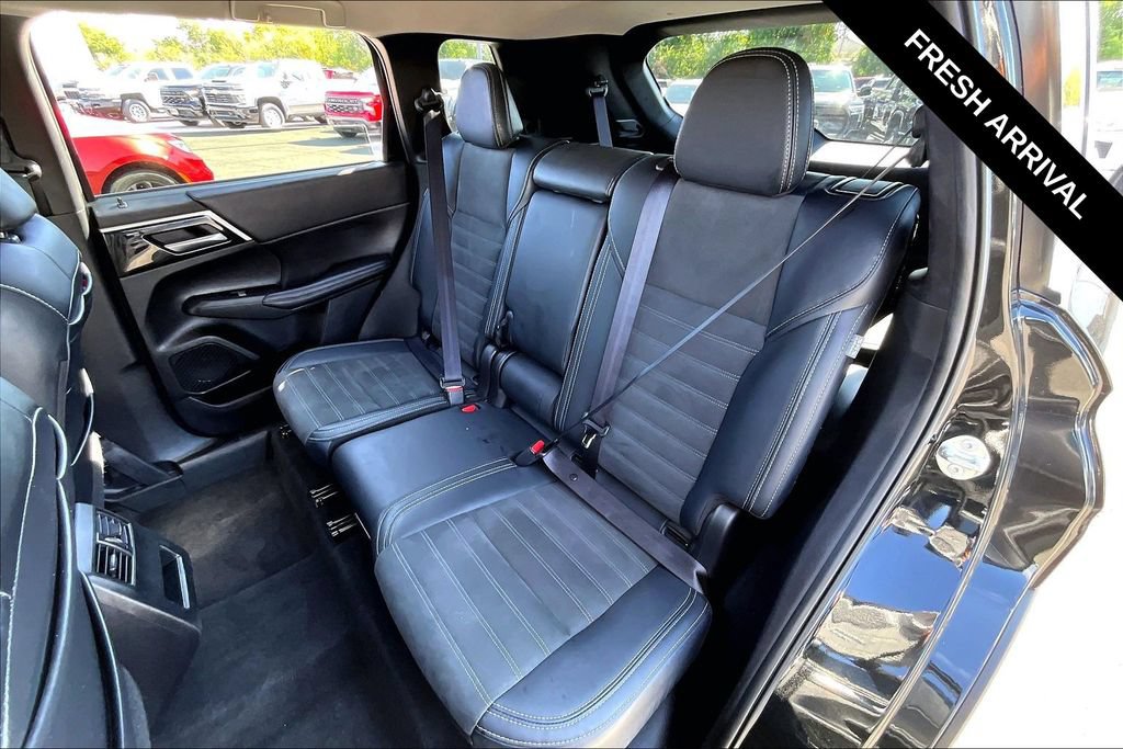 Used 2024 Mitsubishi Outlander SE FWD image 6