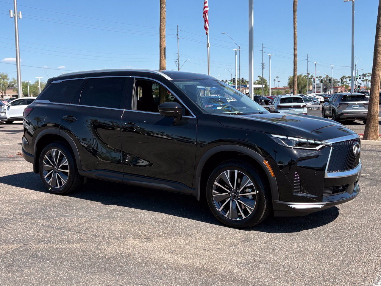 New 2027 INFINITI QX60 Luxe FWD image 8