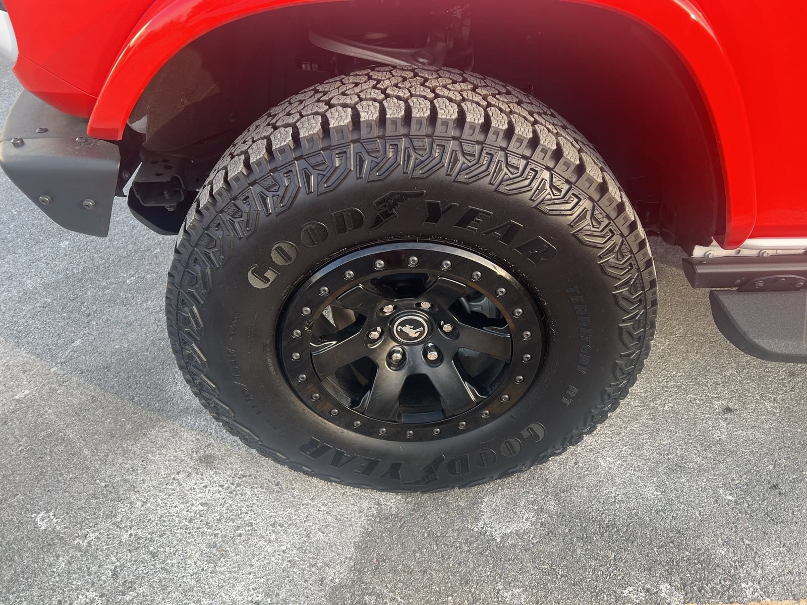 Used 2025 Ford Bronco Stroppe Edition AWD/4WD image 9