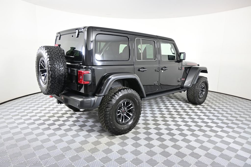 Used 2024 Jeep Wrangler Unlimited Rubicon AWD/4WD image 6
