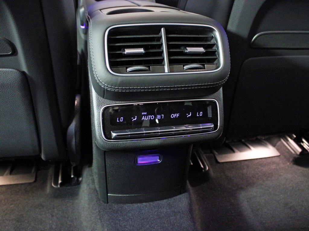 Certified 2025 Mercedes-Benz GLS 580 4MATIC image 31