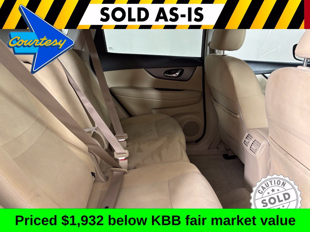 Used 2015 Nissan Rogue S FWD image 17