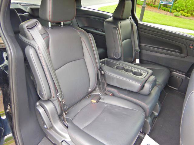 Used 2025 Honda Odyssey Sport-L image 16