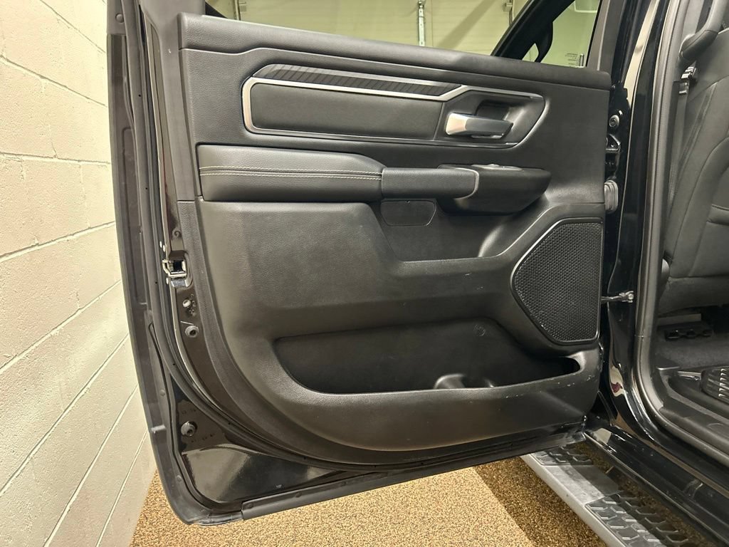 Used 2025 RAM 1500 Big Horn AWD/4WD image 14