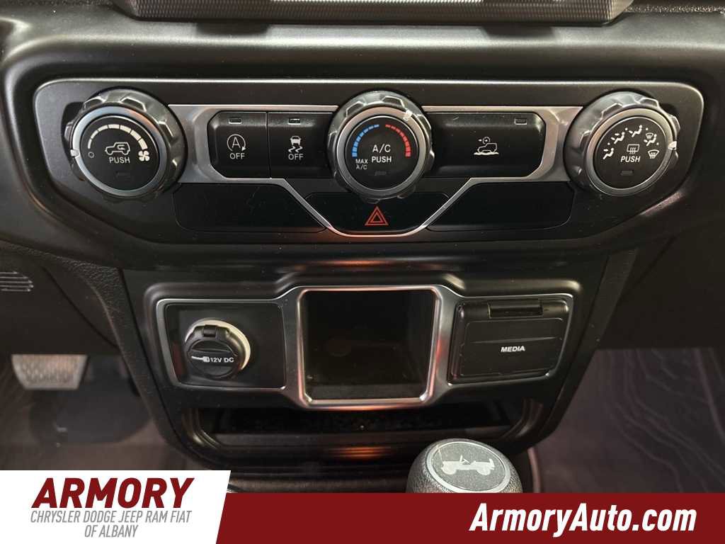 Used 2021 Jeep Wrangler Unlimited Sport image 19