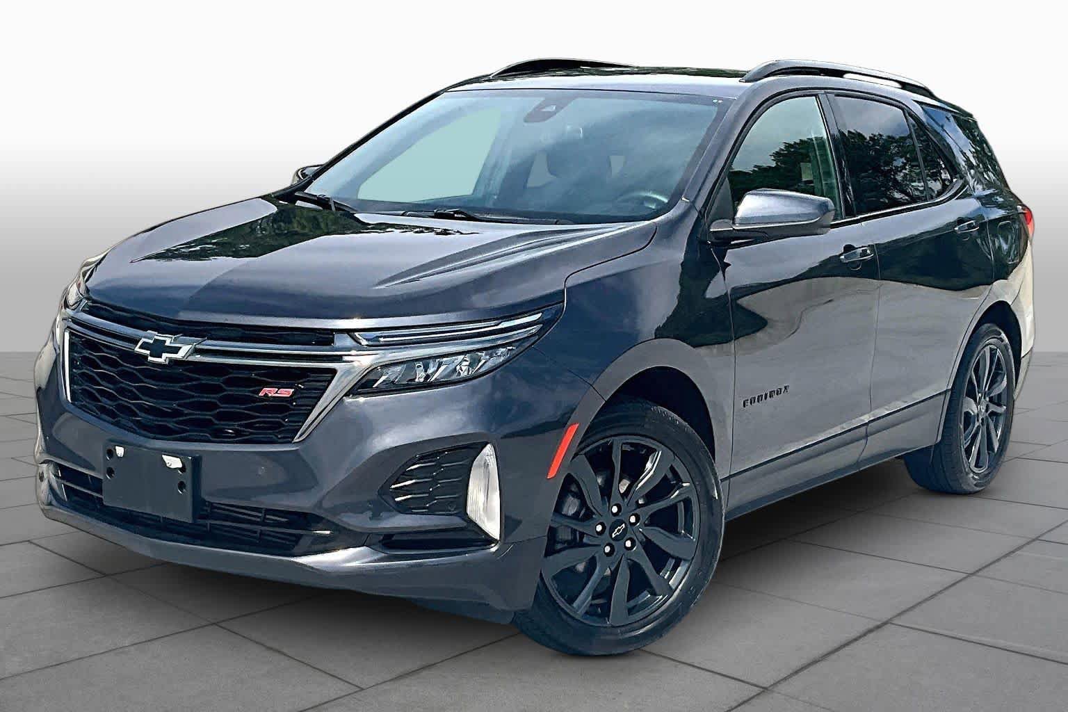 Used 2023 Chevrolet Equinox RS FWD image 1