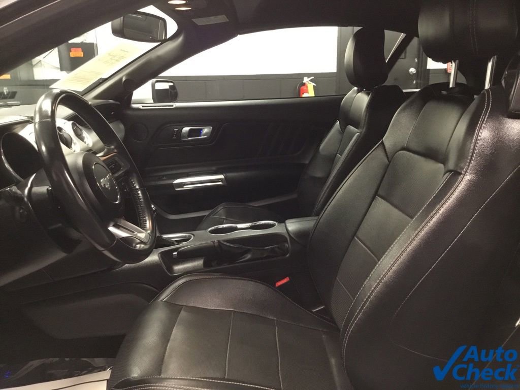 Used 2019 Ford Mustang GT Premium image 33
