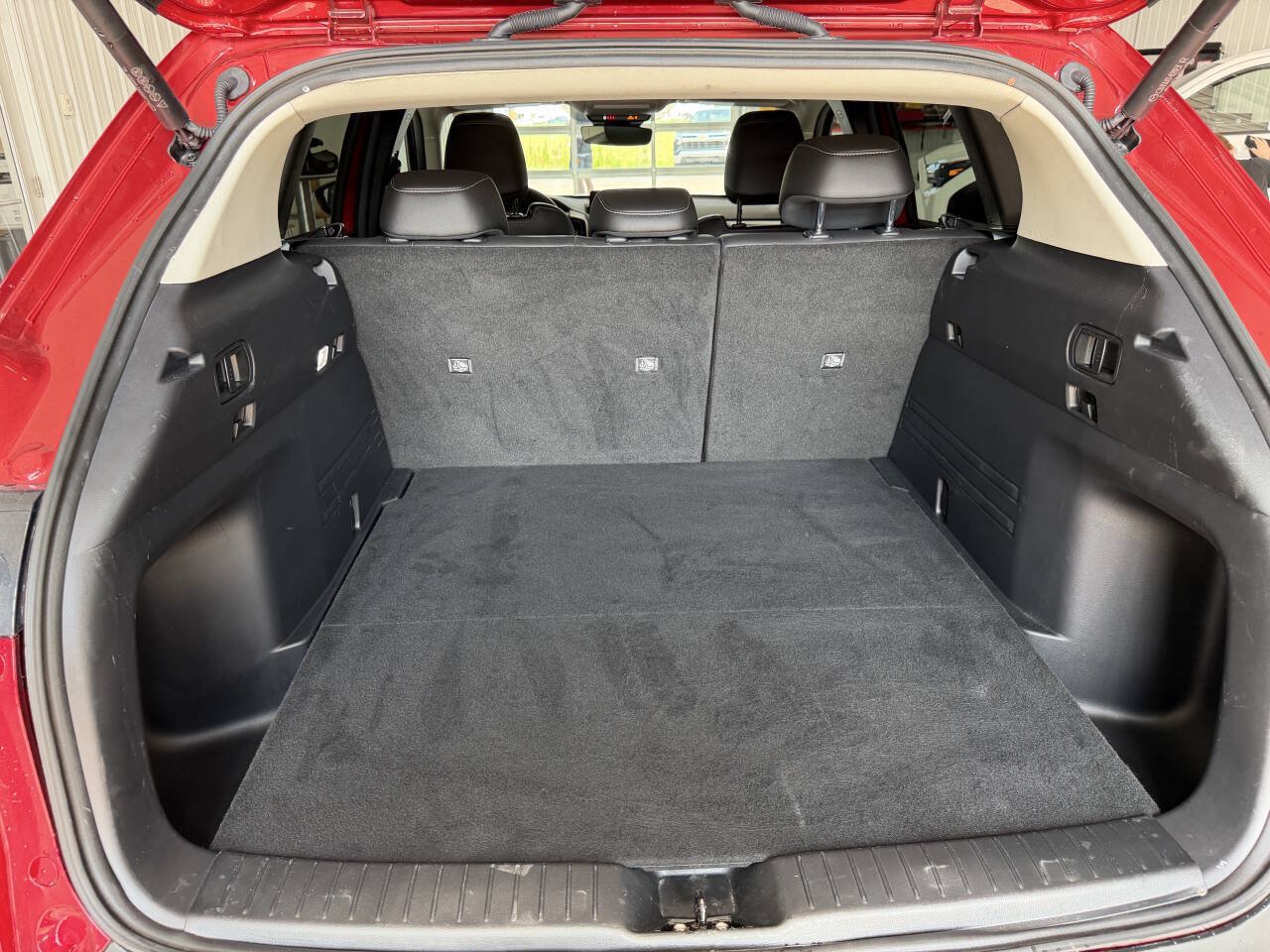 Used 2026 MAZDA CX-50 AWD 2.5 S w/ Preferred Pkg image 26
