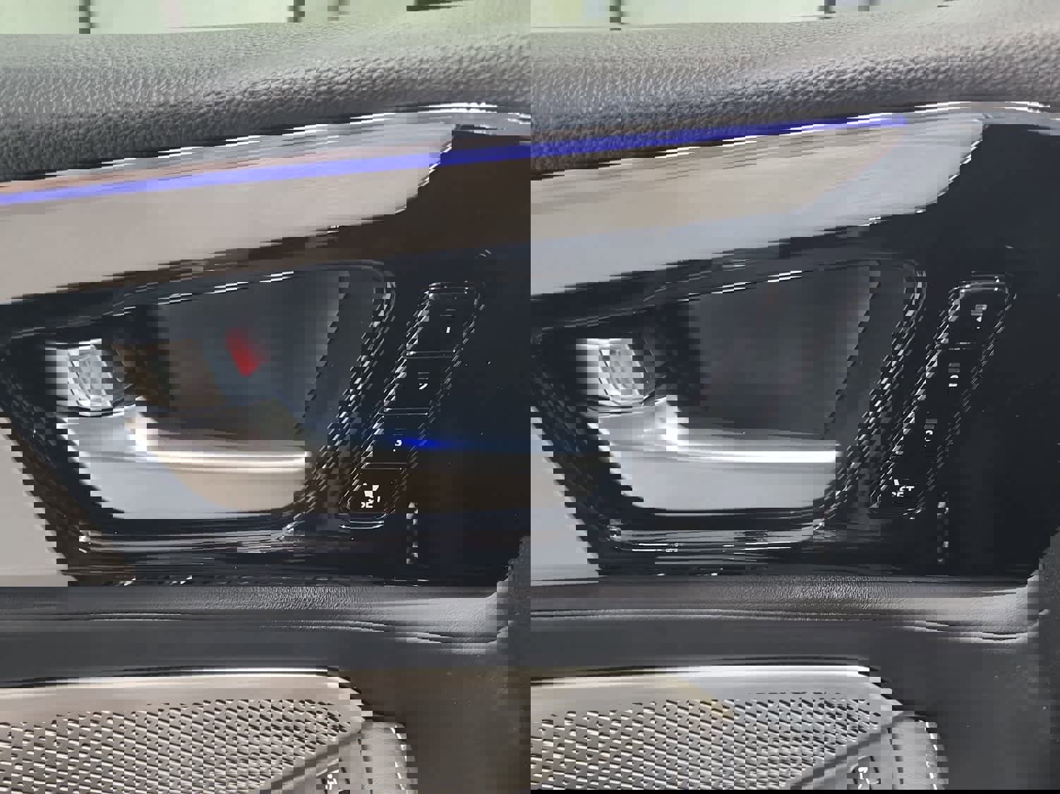 Used 2024 Acura MDX FWD w/ Technology Package image 19