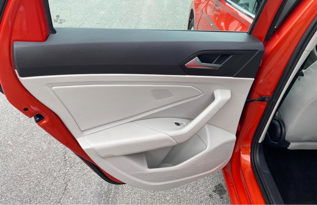 Used 2019 Volkswagen Jetta S w/ Driver Assistance Package image 18