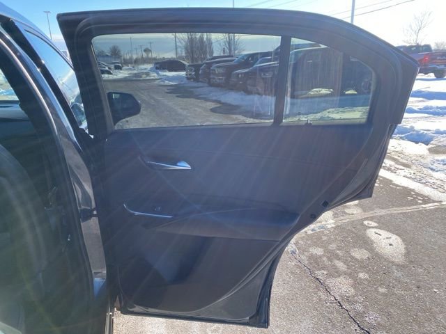 Used 2019 Cadillac XT4 Sport w/ Cold Weather Package AWD/4WD image 29