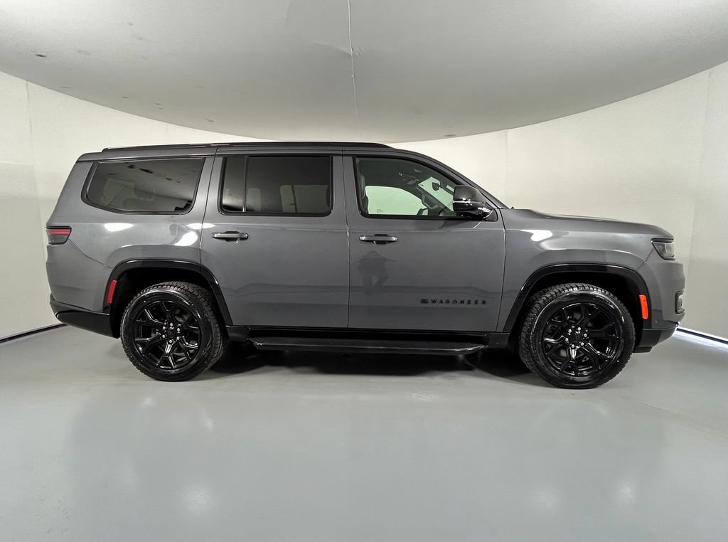 Used 2023 Jeep Wagoneer Series II AWD/4WD image 8